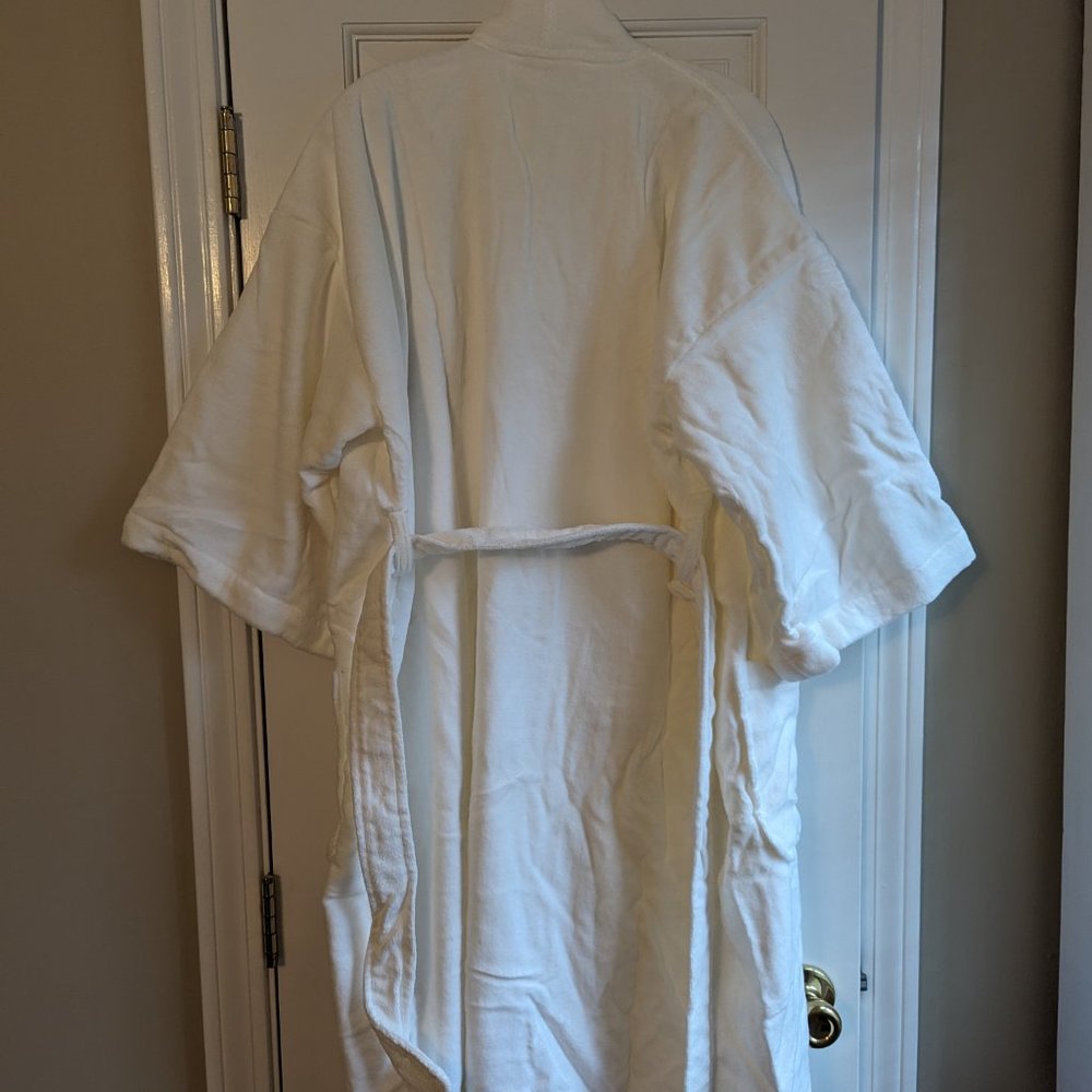 NWT Plush White Royal Caribbean Spa Robe - Vintage - Picture 2 of 7